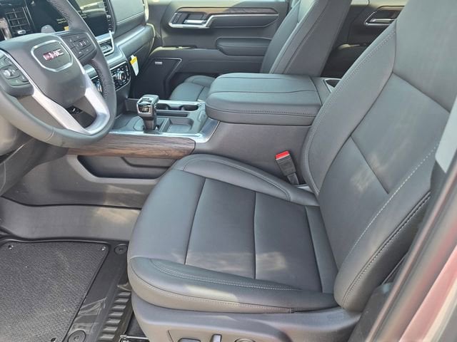 2026 GMC Sierra 1500 SLT - Photo 17