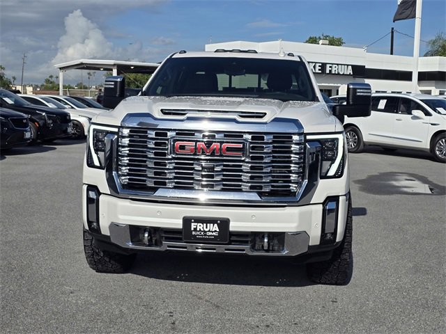 2024 Gmc Sierra 2500 HD Denali photo 2