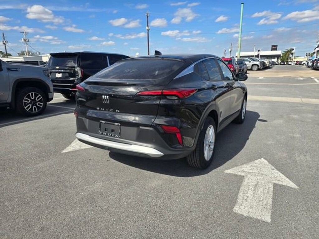 New 2026 Buick Envista Preferred SUV