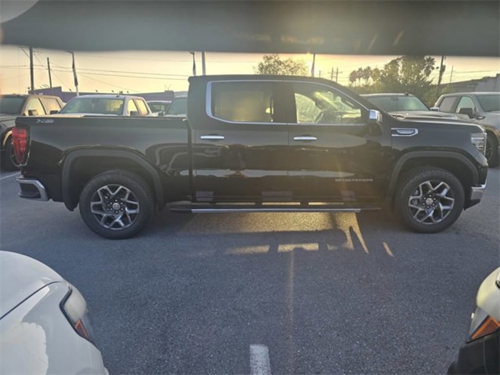 New 2026 GMC Sierra 1500 SLT Truck