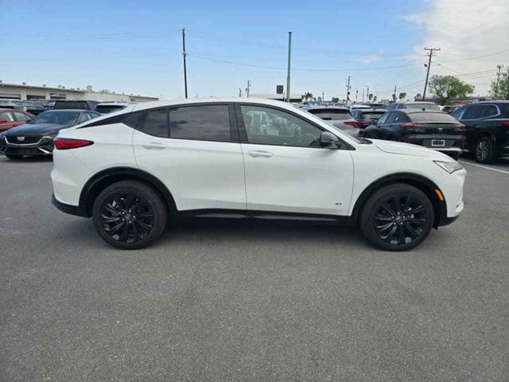 New 2026 Buick Envista Sport Touring SUV