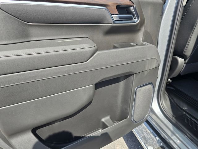 2026 GMC Sierra 1500 SLT - Photo 11