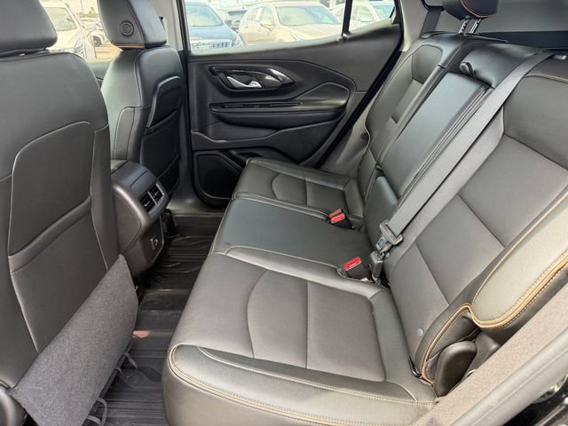 2024 GMC Terrain AT4 - Photo 8