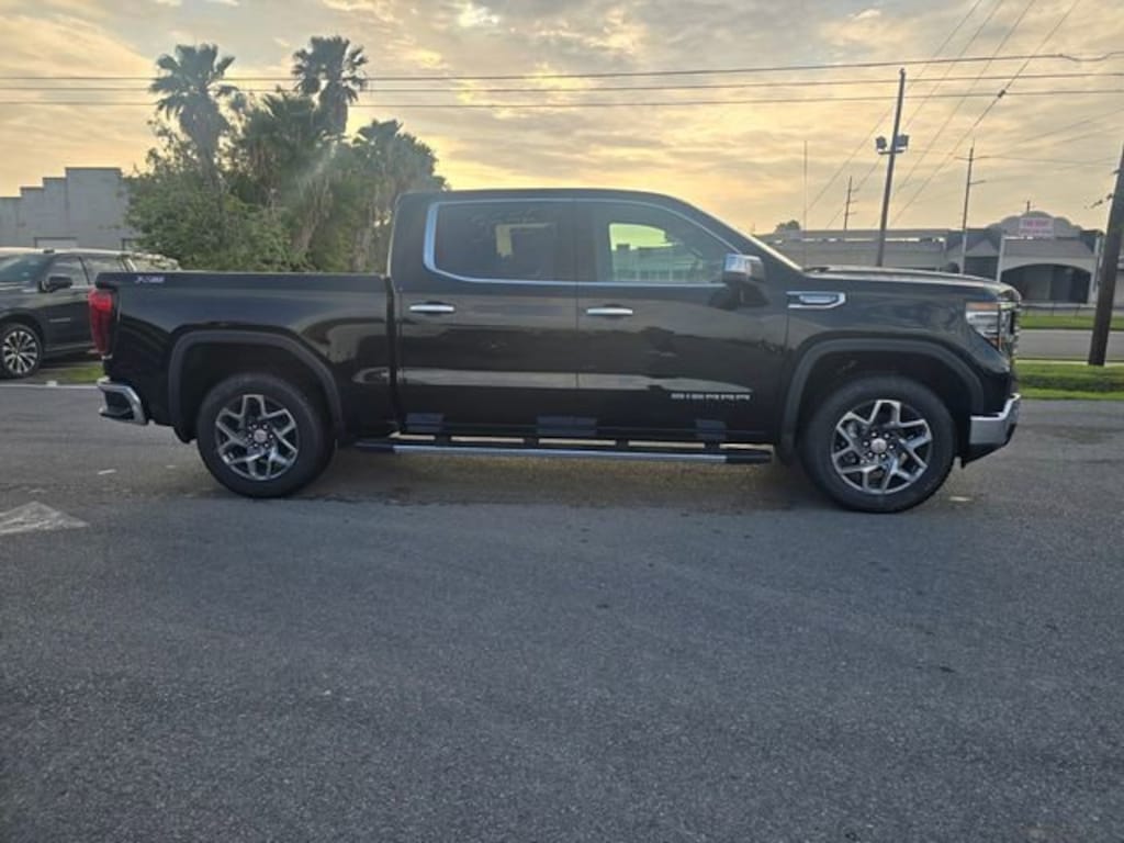 New 2026 GMC Sierra 1500 SLT Truck