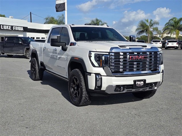 2024 Gmc Sierra 2500 HD Denali photo 3