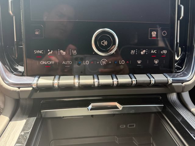 2026 GMC Yukon XL AT4 Ultimate - Photo 15