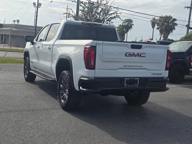 2026 GMC Sierra 1500 AT4X - Photo 7