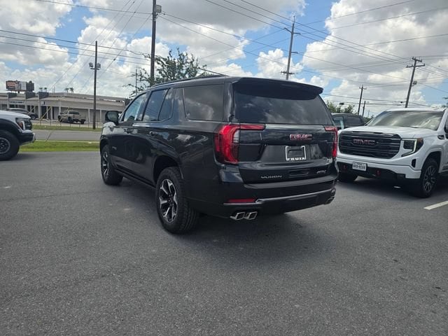 2026 GMC Yukon AT4 - Photo 7