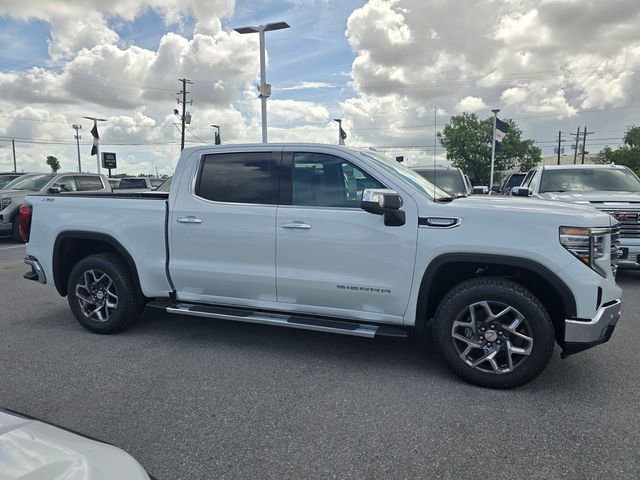 2026 GMC Sierra 1500 SLT - Photo 4