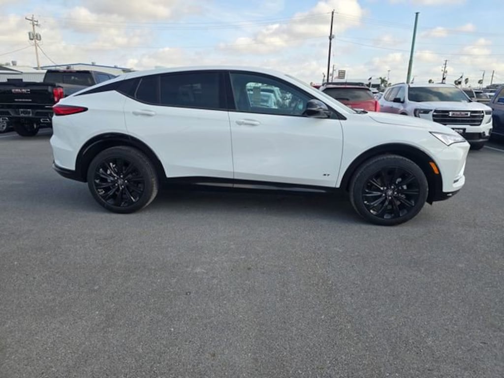 New 2026 Buick Envista Sport Touring SUV