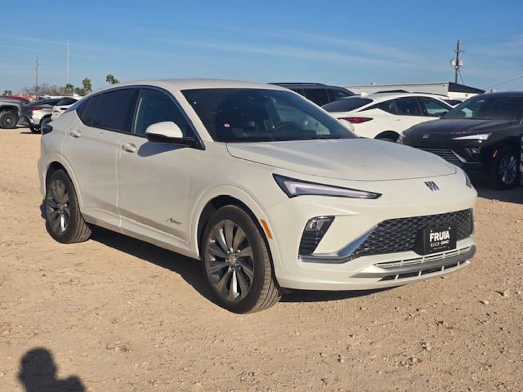 New 2026 Buick Envista Avenir SUV
