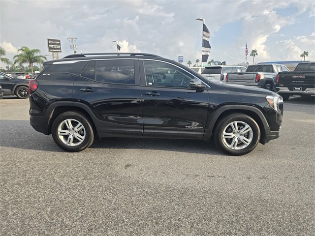 2023 Gmc Terrain SLE photo 3