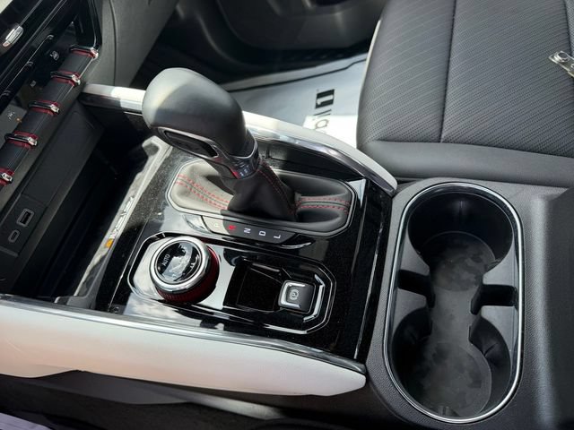 2026 GMC Canyon AT4X - Photo 15