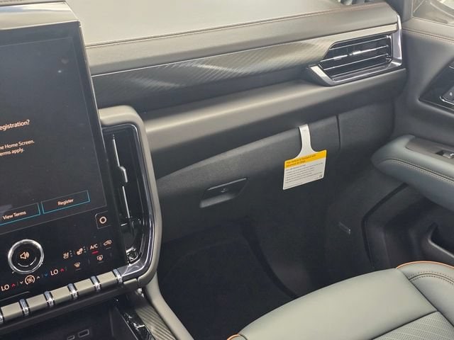 2026 GMC Yukon AT4 - Photo 17