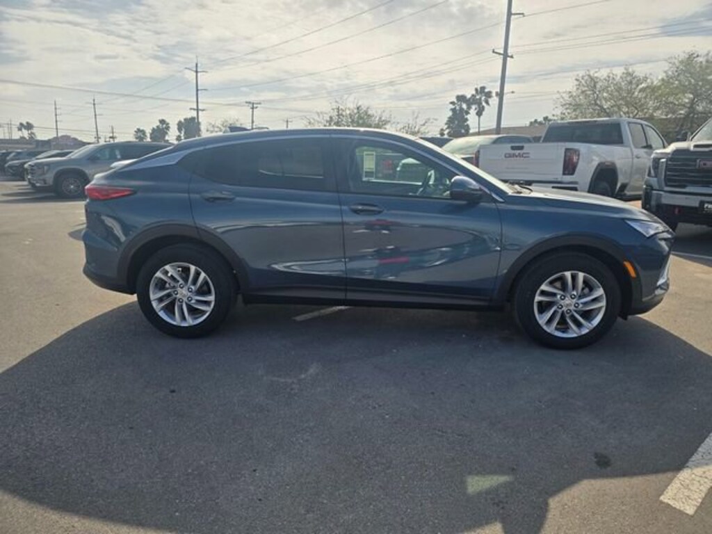 New 2026 Buick Envista Preferred SUV