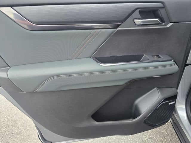 2026 GMC Acadia AT4 - Photo 11