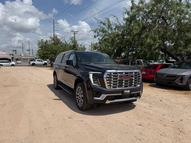 2026 GMC Yukon XL Denali - Photo 3