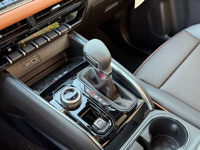 2026 GMC Canyon AT4 - Photo 15