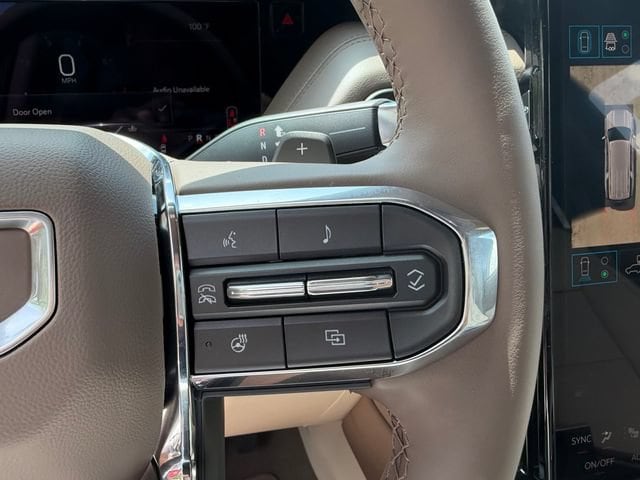 2026 GMC Yukon XL Denali - Photo 17