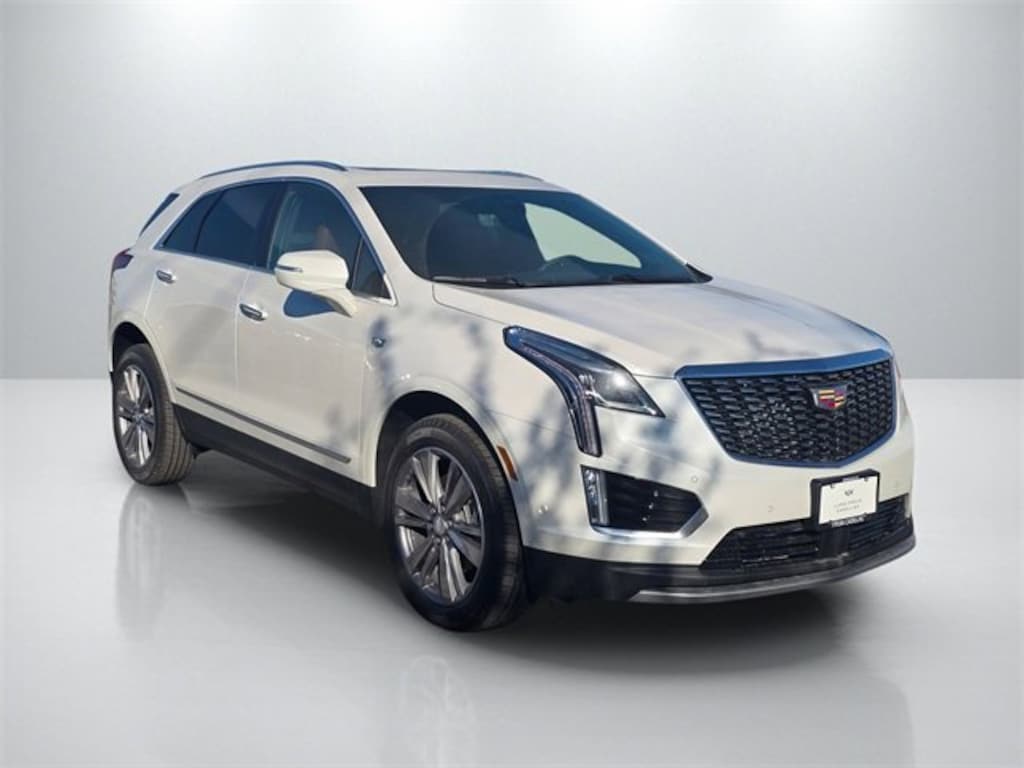 New 2026 CADILLAC XT5 Premium Luxury SUV