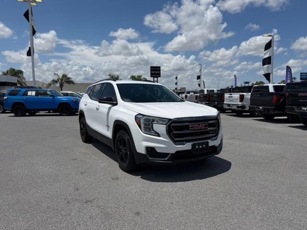 Used 2022 GMC Terrain AT4 SUV
