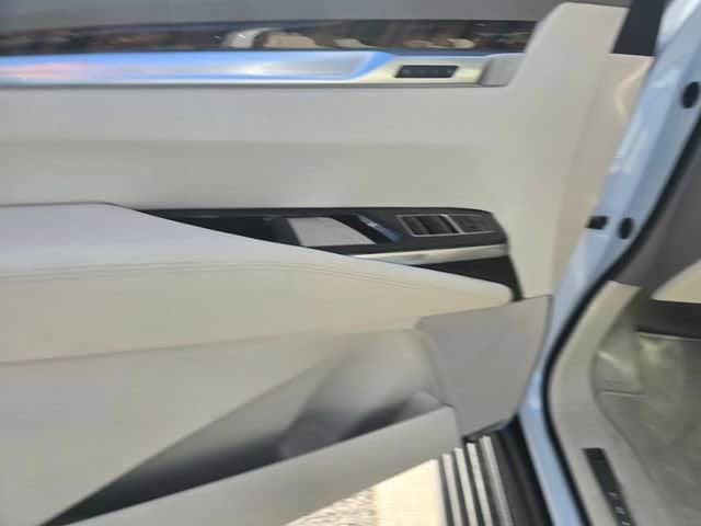 2026 Cadillac Escalade Platinum Sport - Photo 25