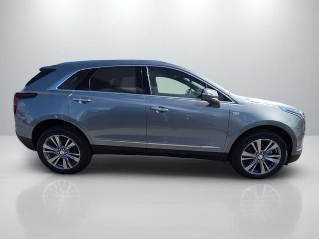 New 2026 CADILLAC XT5 Premium Luxury SUV