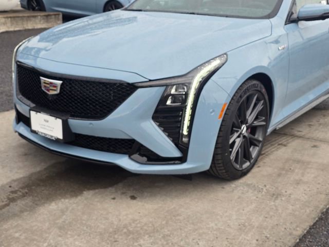 2026 Cadillac CT5 V-Series - Photo 10
