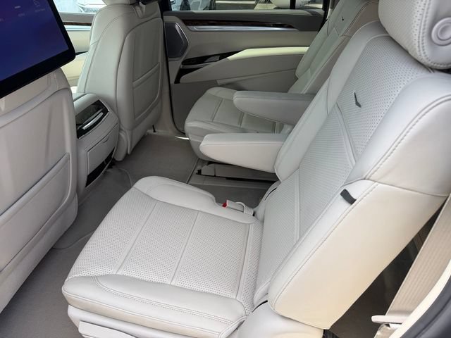 2026 Cadillac Escalade ESV Platinum Sport - Photo 9