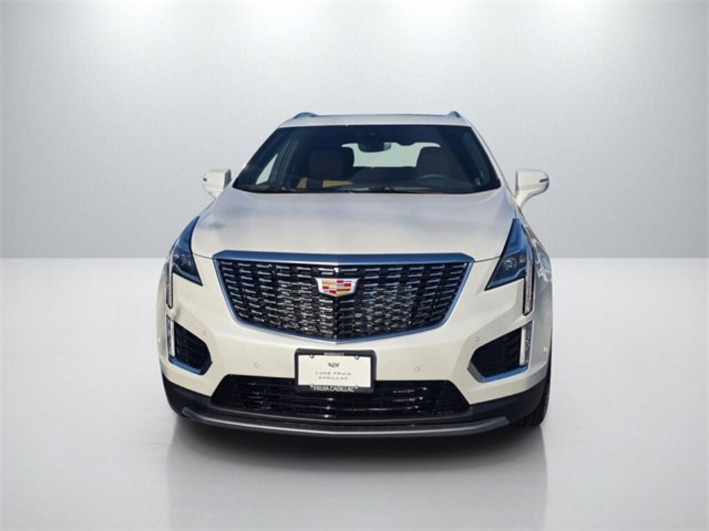 New 2025 CADILLAC XT5 Luxury SUV