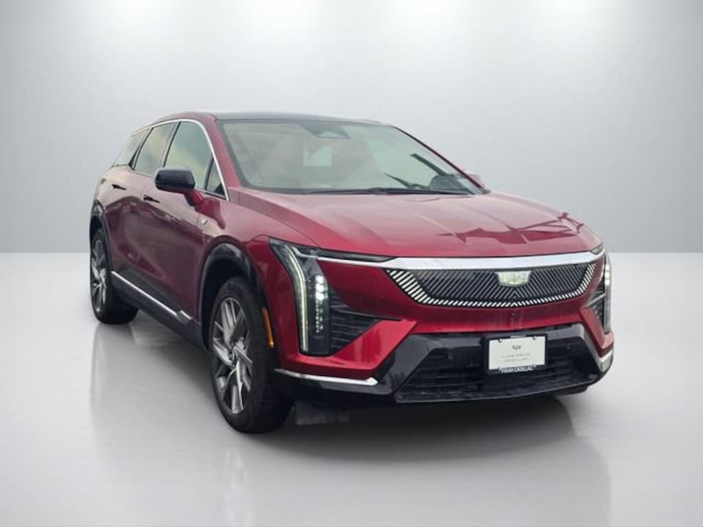 New 2026 CADILLAC OPTIQ Luxury SUV