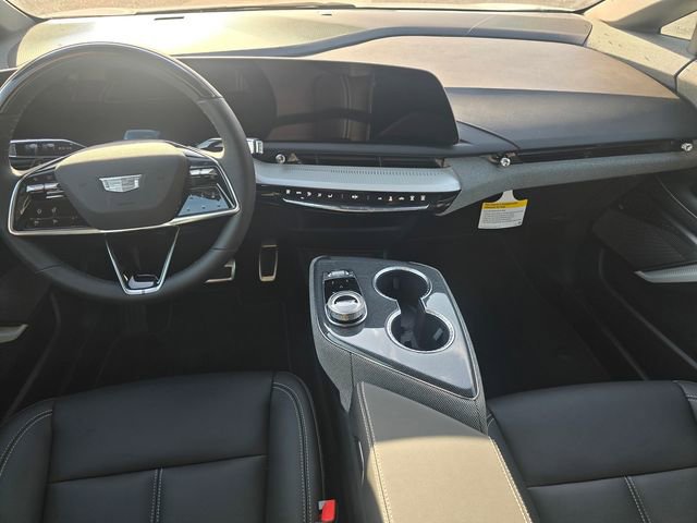 2026 Cadillac OPTIQ Luxury - Photo 15