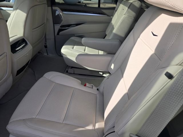 2026 Cadillac Escalade Platinum Sport - Photo 13