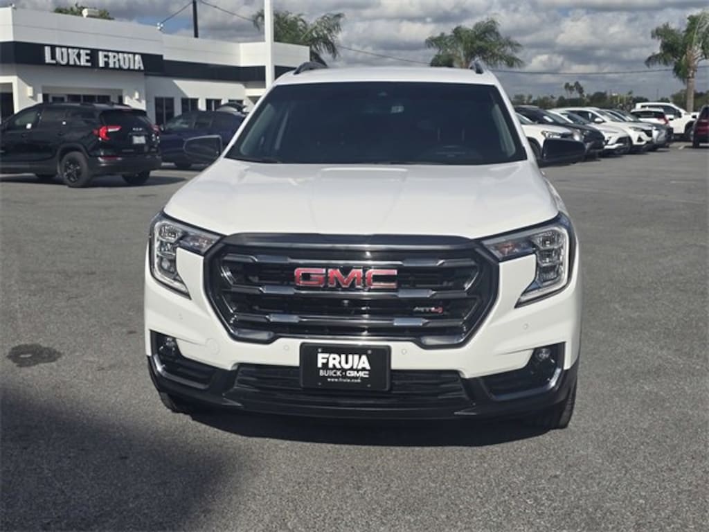 Used 2022 GMC Terrain AT4 SUV