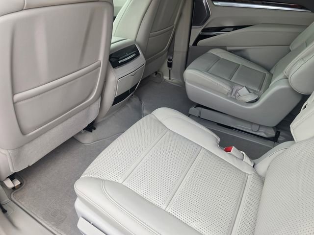 2026 Cadillac Escalade Platinum Sport - Photo 14