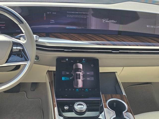 2026 Cadillac Escalade Platinum Sport - Photo 18