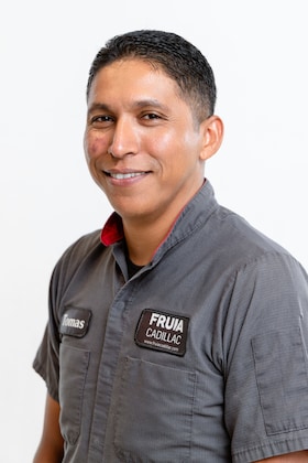 Staff member TOMAS ALVAREZ from ID_01c6de