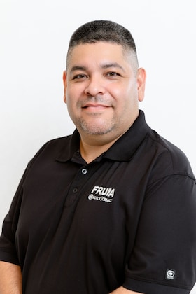 Staff member ROBERTO GUERRA from ID_01c6de