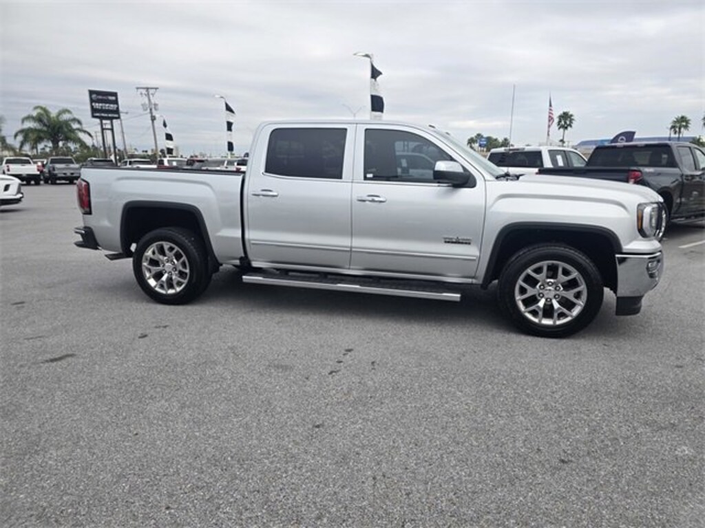Used 2018 GMC Sierra 1500 SLT Truck