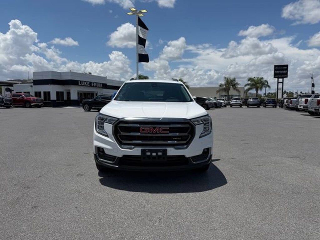 Used 2022 GMC Terrain AT4 SUV