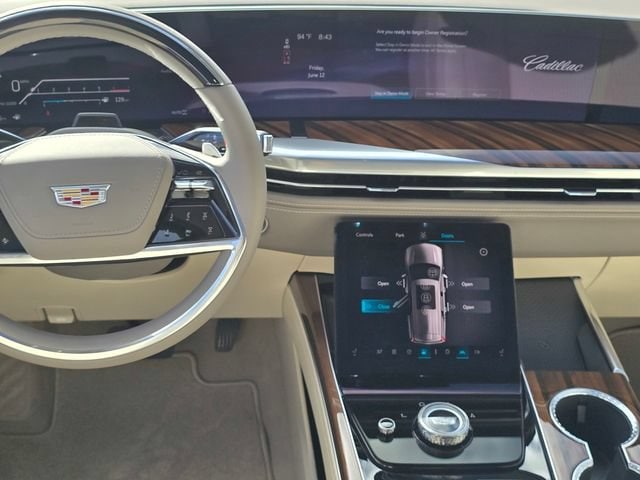 2026 Cadillac Escalade Platinum Sport - Photo 17