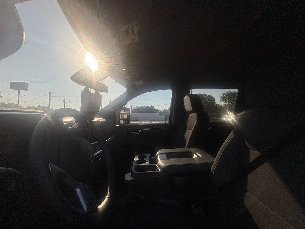 2024 Chevrolet Silverado 2500HD LT - Photo 9