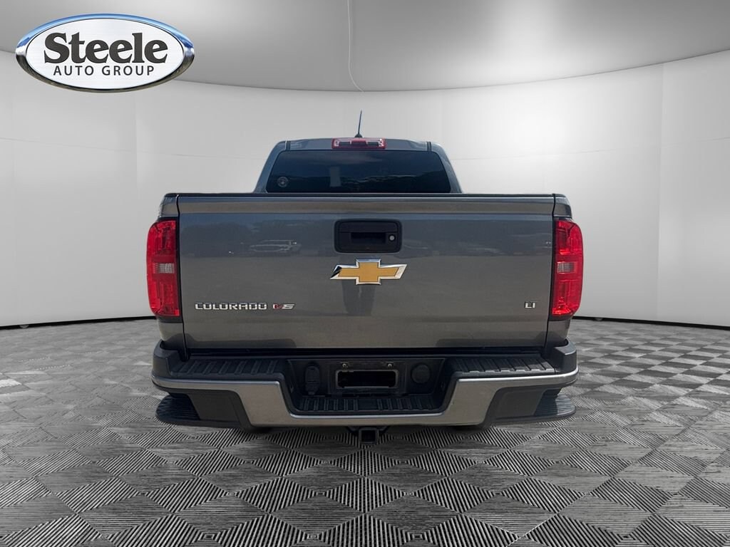 Used 2018 Chevrolet Colorado 2WD LT Truck