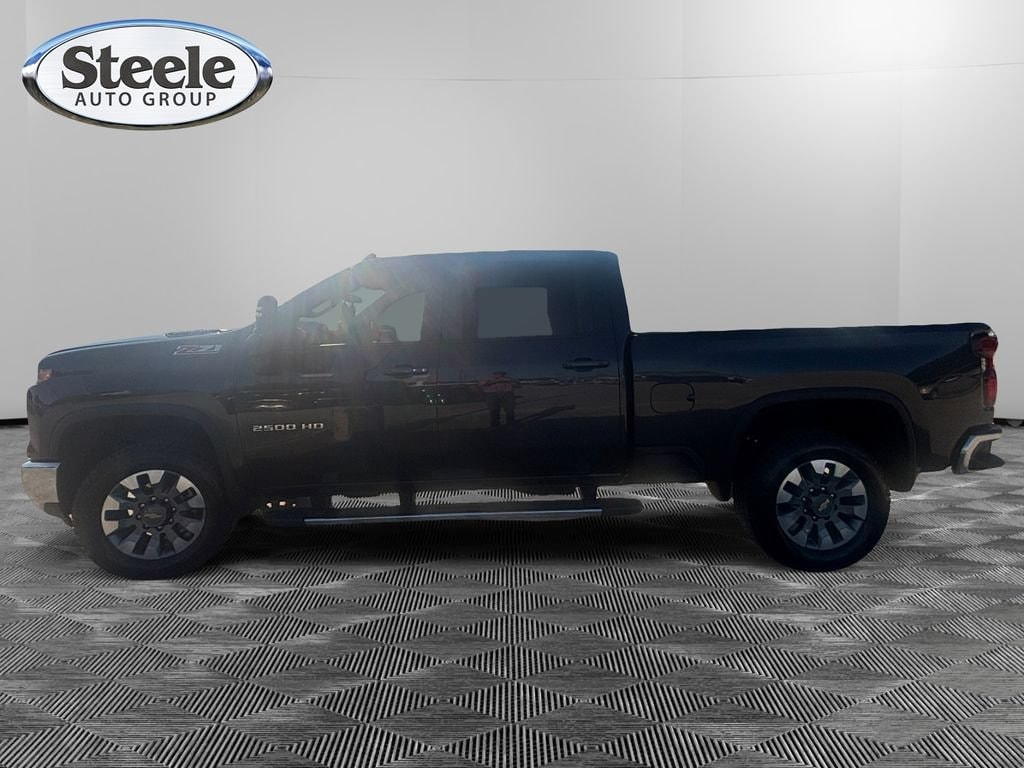 2024 Chevrolet Silverado 2500HD LT - Photo 2