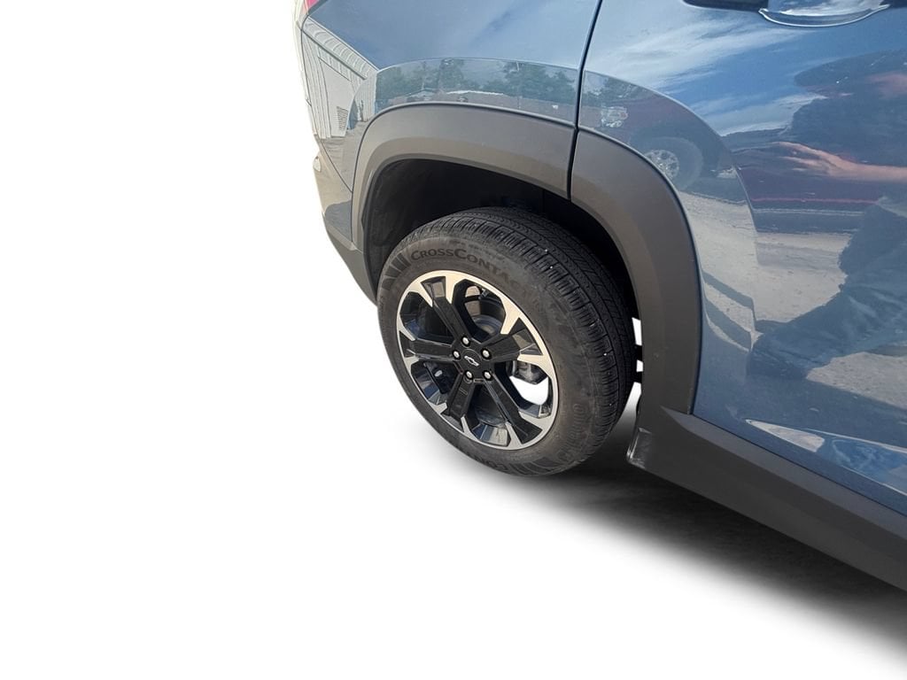 2025 Chevrolet Equinox LT - Photo 17