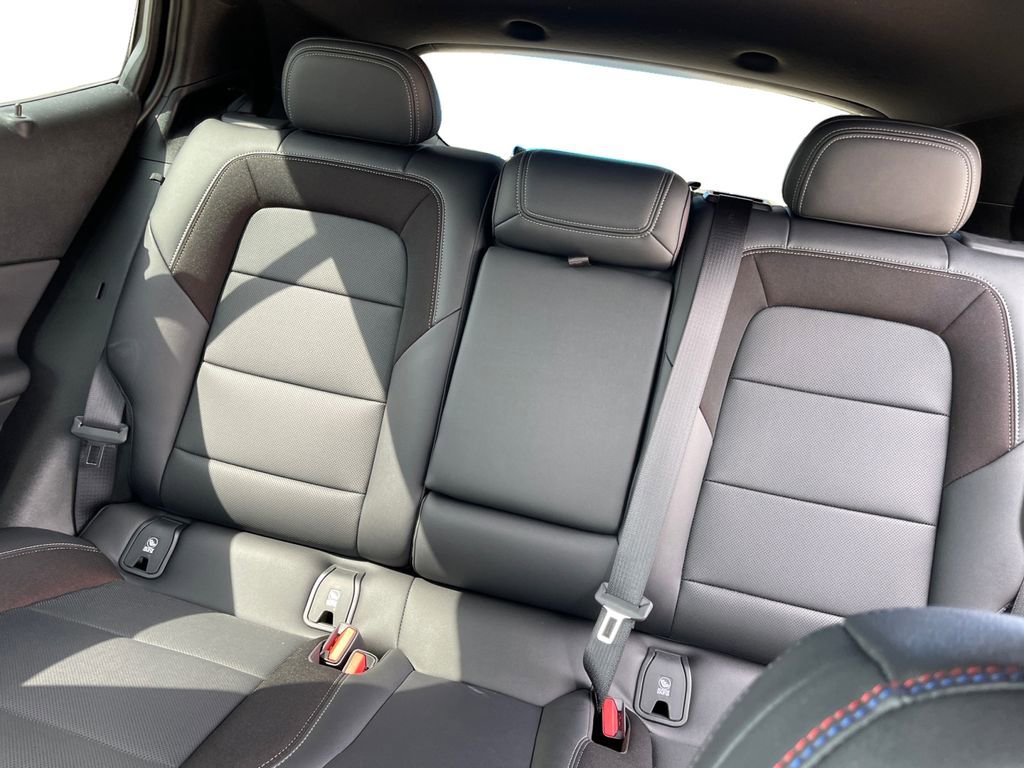 2025 Chevrolet Equinox EV RS - Photo 13