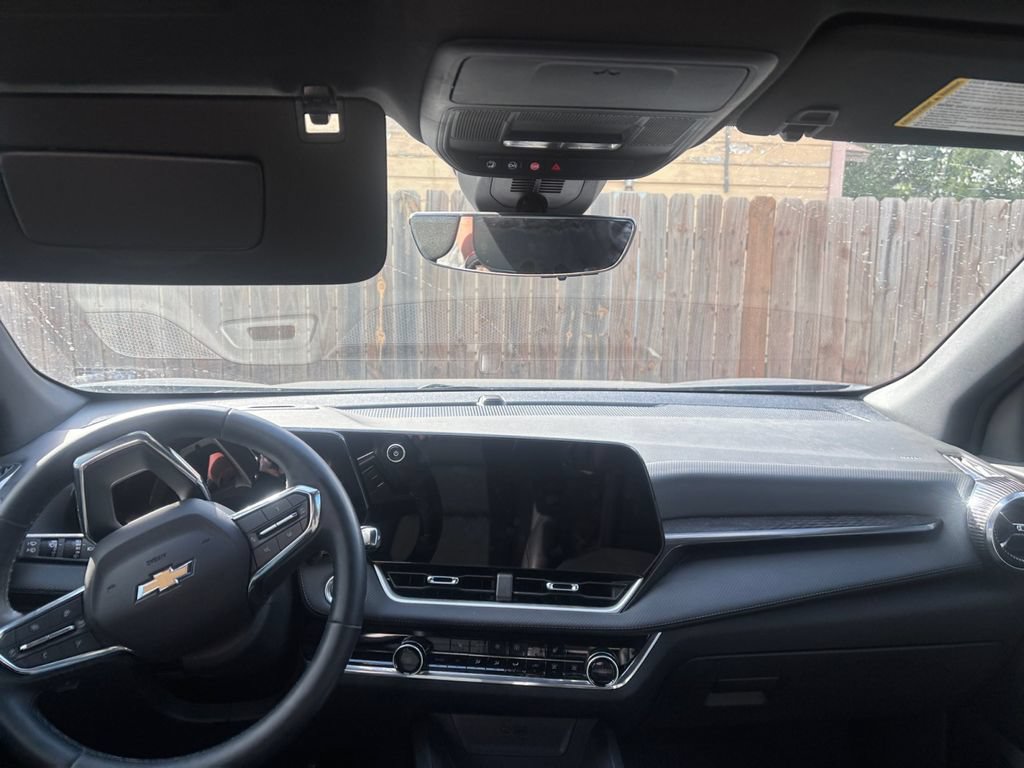 2025 Chevrolet Equinox LT - Photo 29