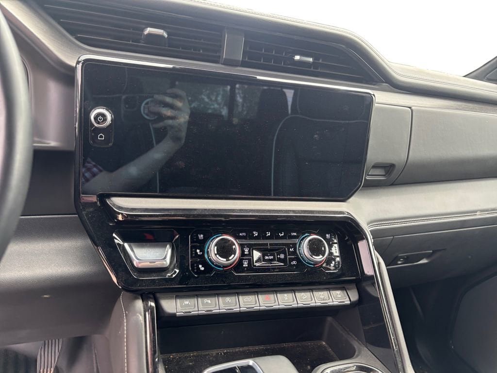 2025 GMC Sierra 1500 AT4X - Photo 11