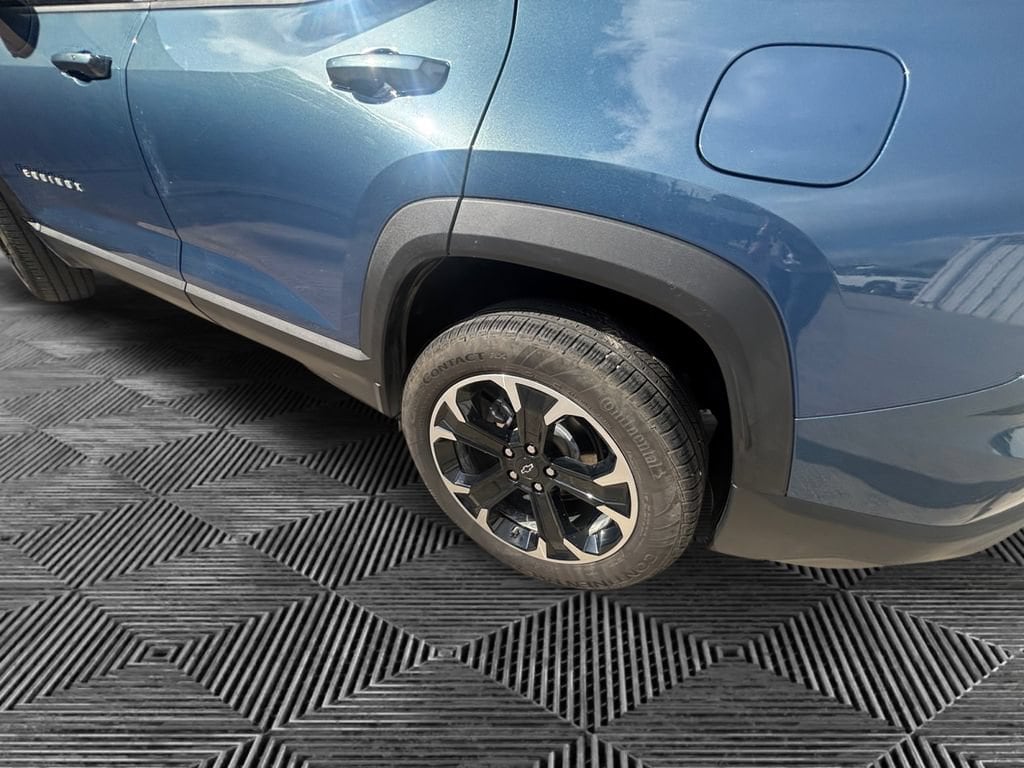 2025 Chevrolet Equinox LT - Photo 18
