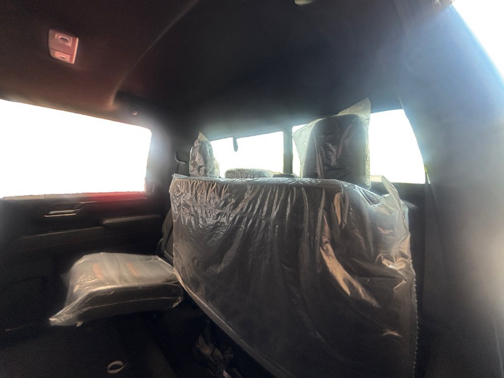 2026 GMC Sierra 2500HD AT4 - Photo 8